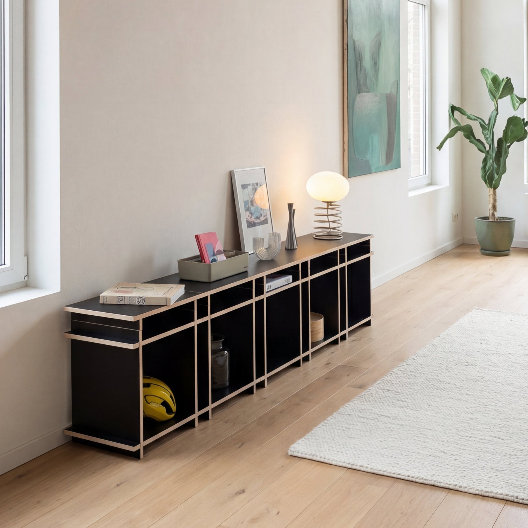 R1 Lowboard Bundle in Schwarz von Kiyo, flaches modulares Lowboard aus Regalwürfeln.
